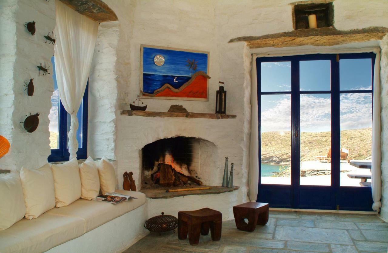 Amelia Beachfront Villa Korissia  Bagian luar foto
