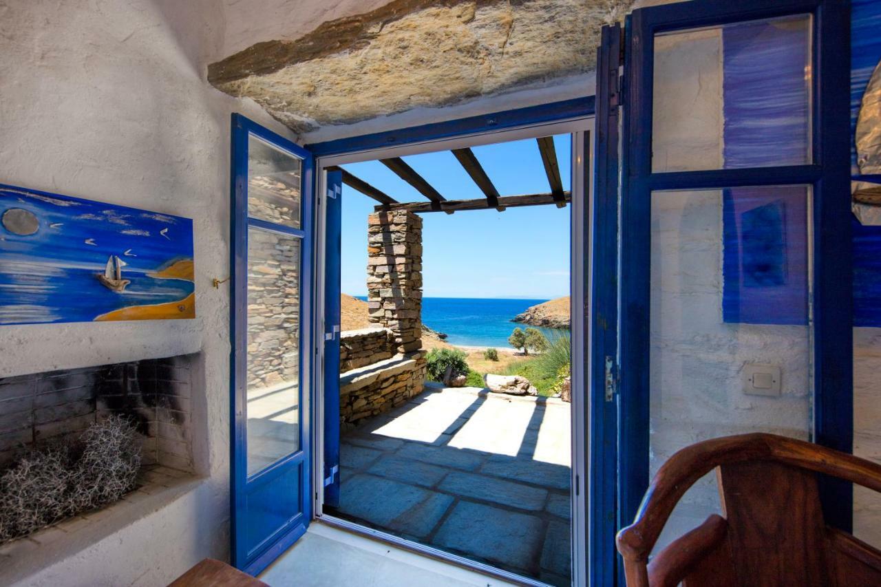 Amelia Beachfront Villa Korissia  Bagian luar foto